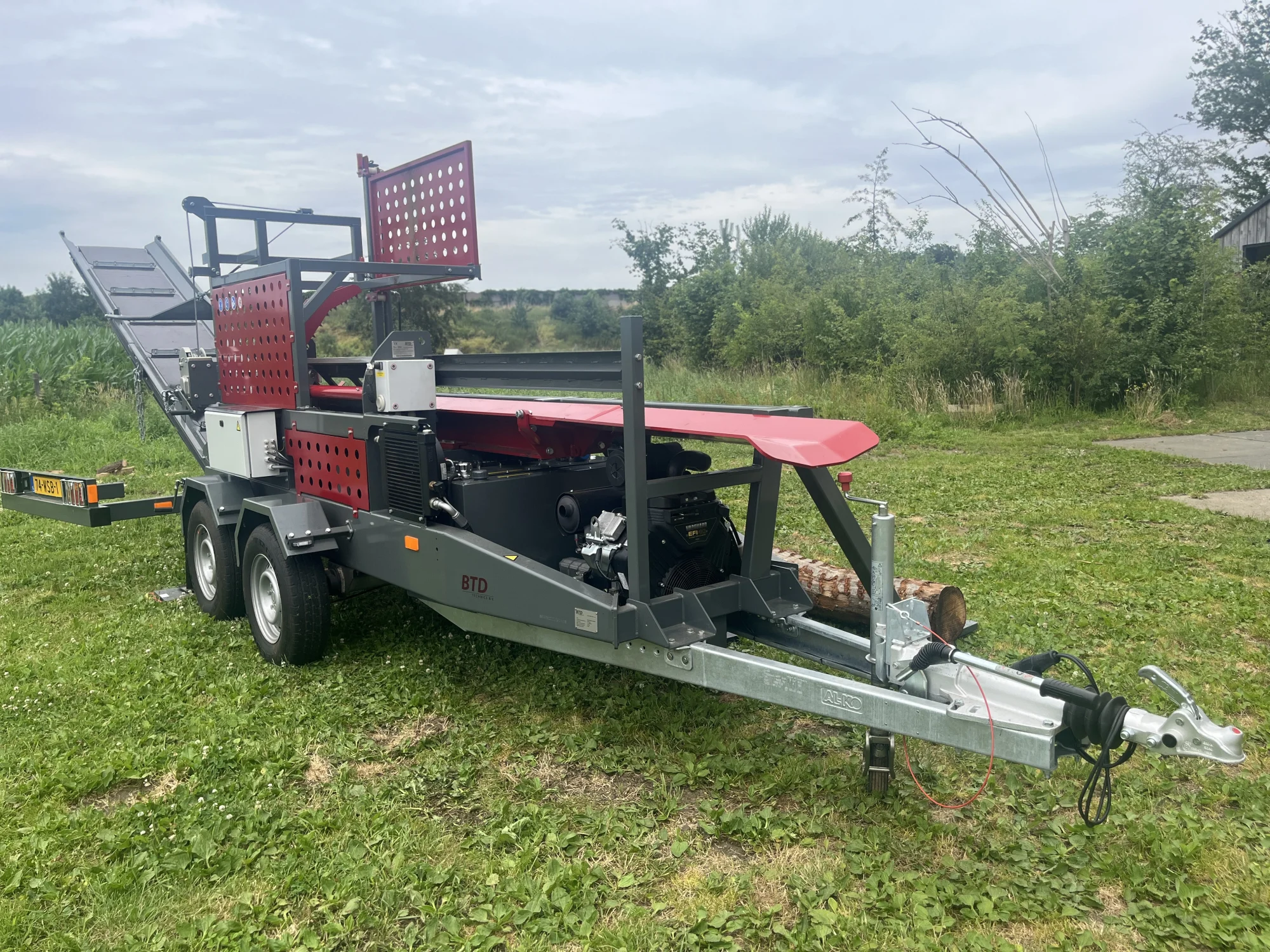 BTD TrailerPlus-M, mobil vedprosessor for profesjonell vedproduksjon