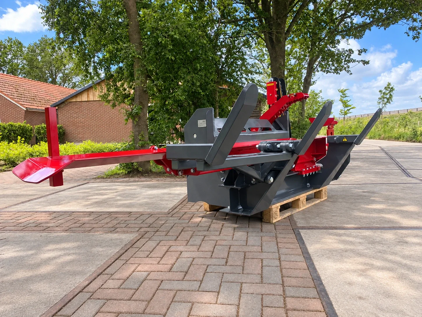 BTD PROcompact-S professionele aanbouw-zaagkloofmachine