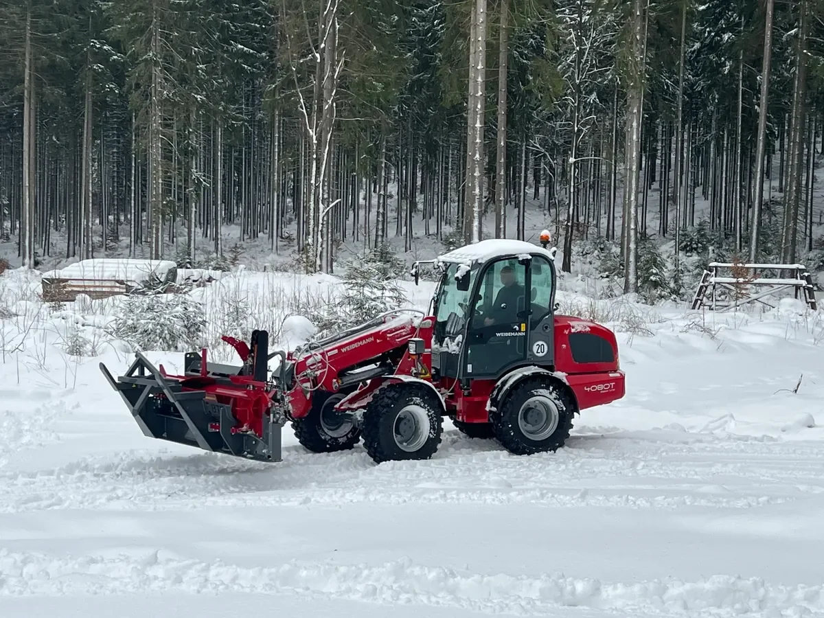 BTD Automatic (attachment) firewood processors for forestry companies